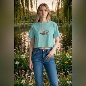 Mallard Graphic Crop Tee in Teal